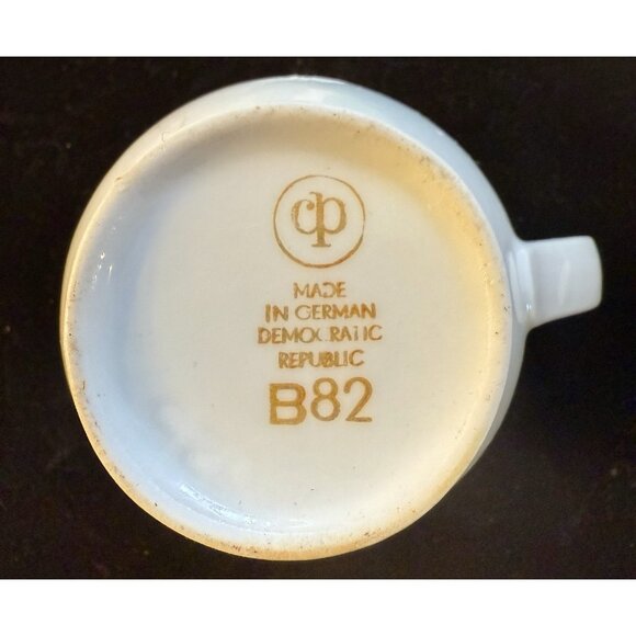 German Democratic Republic Creamer Flower Stoneware - Picture 6 of 6